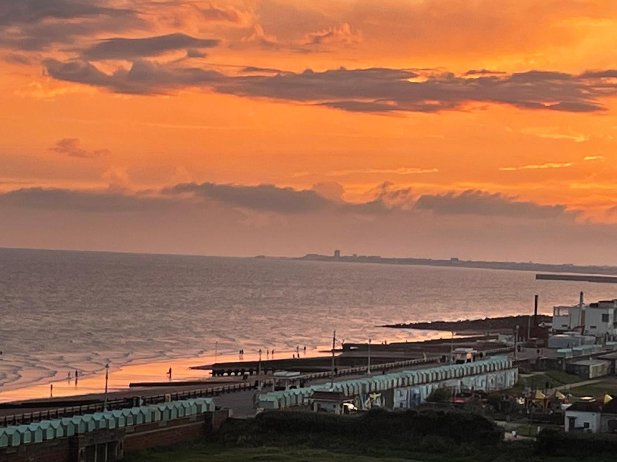 Seascape With Outstanding Sea Views Apartment Brighton Екстериор снимка